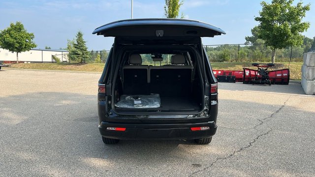 2025 Jeep Wagoneer L Series II Limited