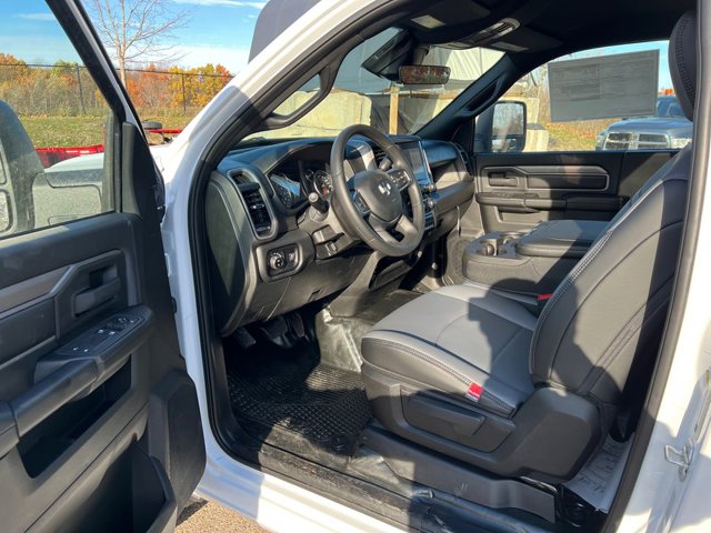 2026 Ram 3500 Chassis Cab Tradesman