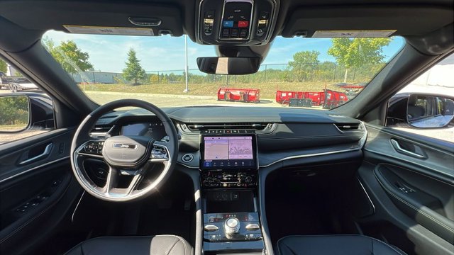 2025 Jeep Grand Cherokee Overland