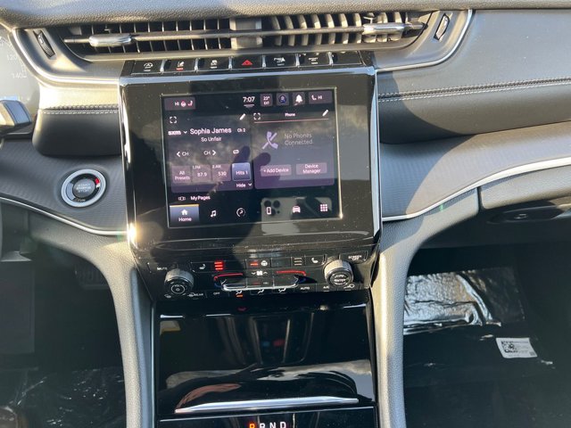 2025 Jeep Grand Cherokee Laredo X