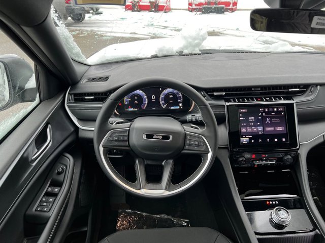 2025 Jeep Grand Cherokee Laredo X