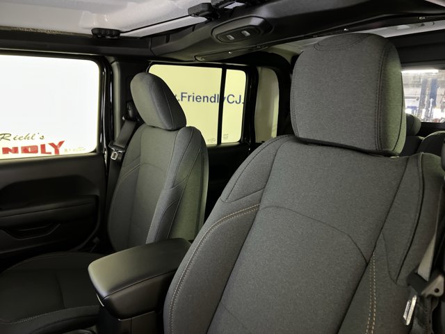 2026 Jeep Gladiator Sport S