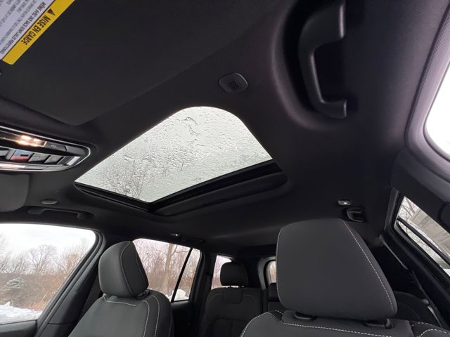 2025 Jeep Grand Cherokee Laredo X