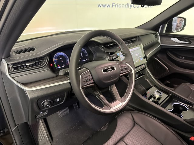 2026 Jeep Grand Cherokee Limited Reserve