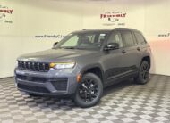 2026 Jeep Grand Cherokee Laredo Altitude
