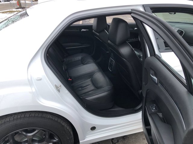 2023 Chrysler 300 Touring L