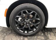 2023 Chrysler 300 Touring L