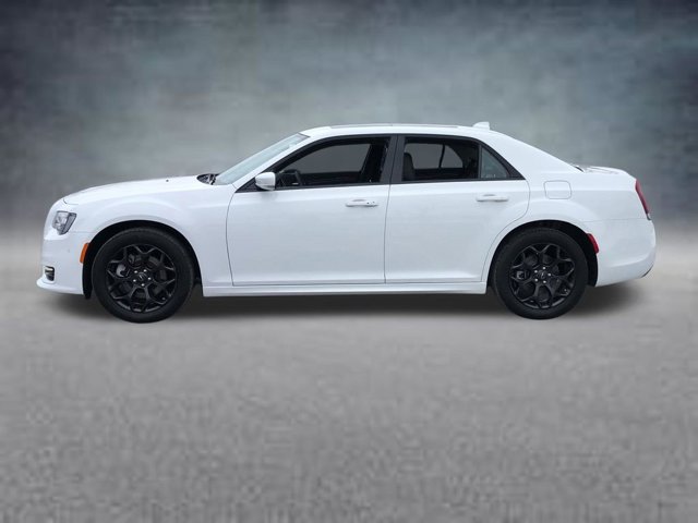 2023 Chrysler 300 Touring L