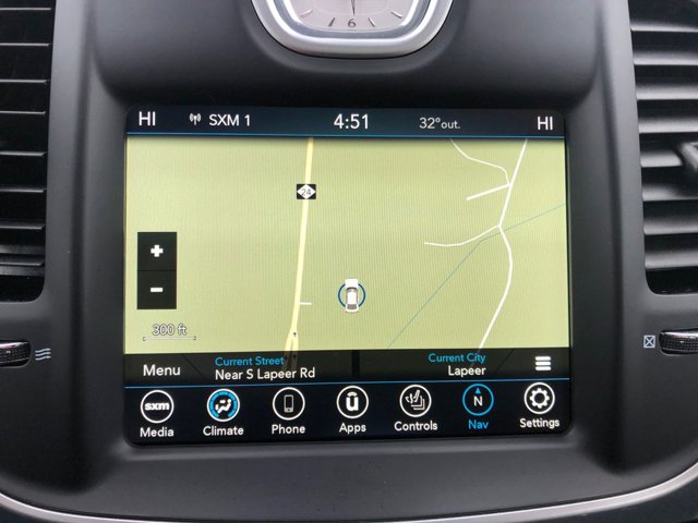 2023 Chrysler 300 Touring L