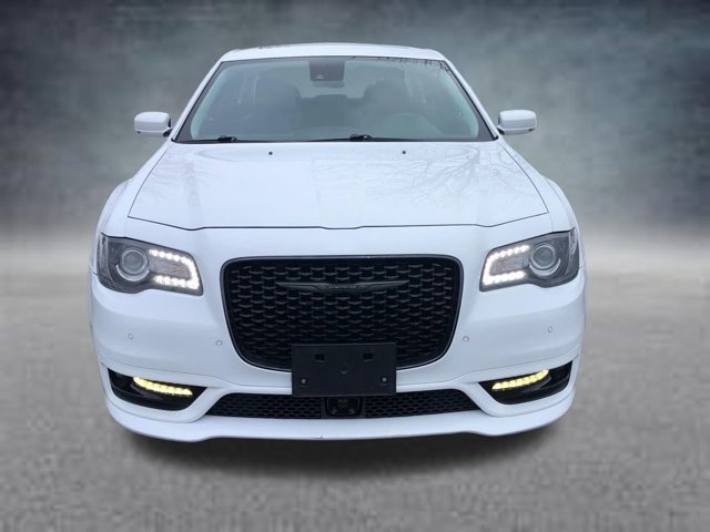 2023 Chrysler 300 Touring L