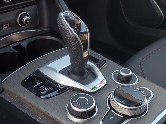 2023 Alfa Romeo Stelvio Ti