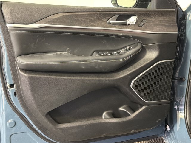 2026 Jeep Grand Cherokee L Limited Reserve