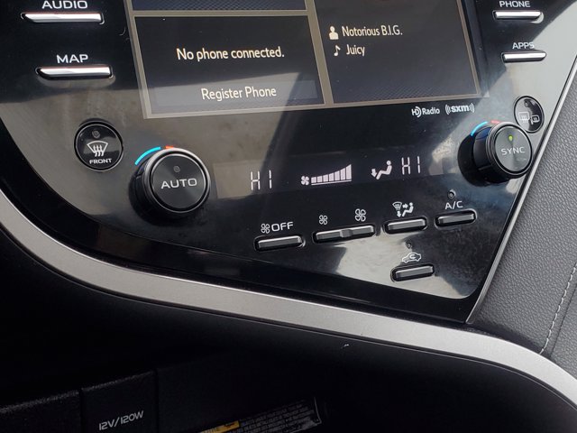 2020 Toyota Camry XSE