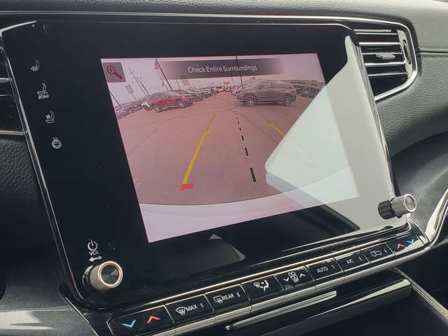 2024 Jeep Wagoneer Base