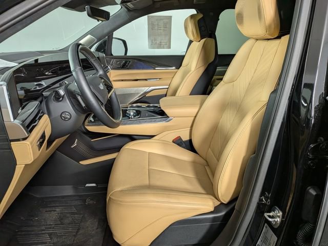 2025 Cadillac Escalade IQ Luxury 2