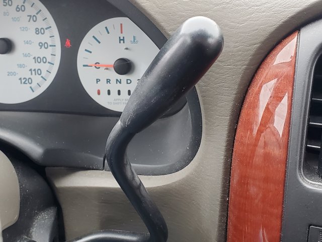 2006 Chrysler Town & Country SWB Base