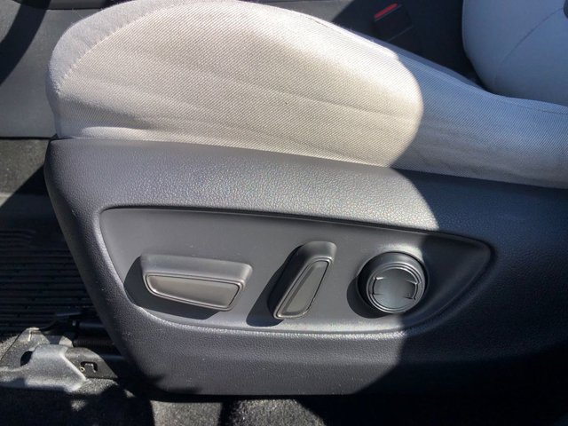 2019 Toyota RAV4 Hybrid XLE