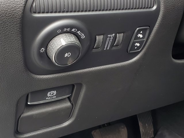 2024 Jeep Wagoneer Base