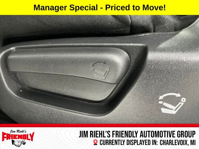 2018 Nissan Pathfinder SV