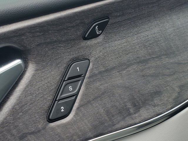 2022 Jeep Grand Cherokee 4xe Overland