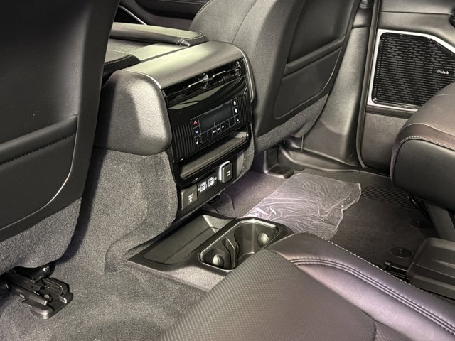 2026 Jeep Grand Wagoneer Limited Altitude