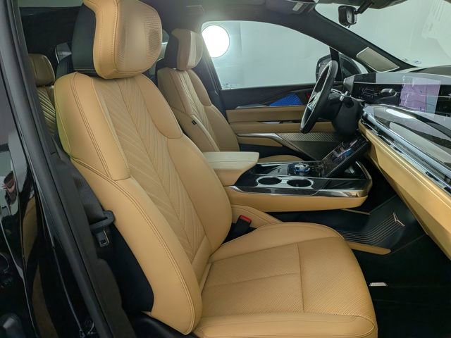2025 Cadillac Escalade IQ Luxury 2