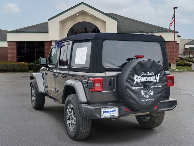 2024 Jeep Wrangler Sahara