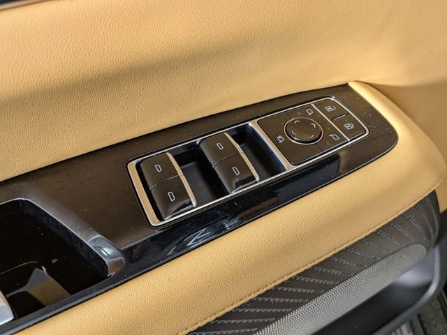 2025 Cadillac Escalade IQ Luxury 2