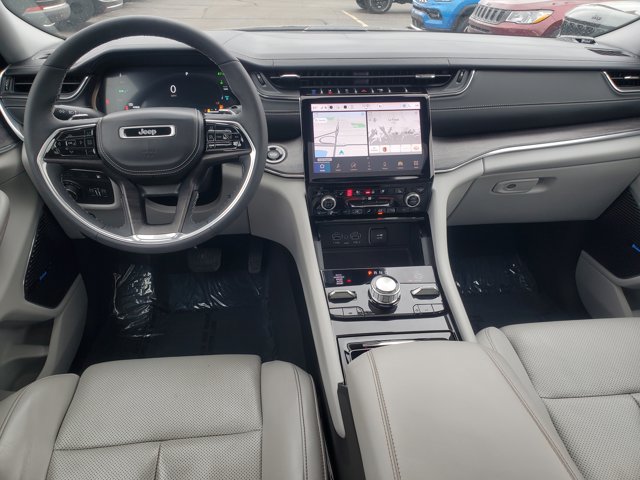 2022 Jeep Grand Cherokee 4xe Overland