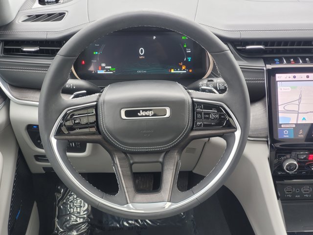 2022 Jeep Grand Cherokee 4xe Overland