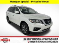 2018 Nissan Pathfinder SV