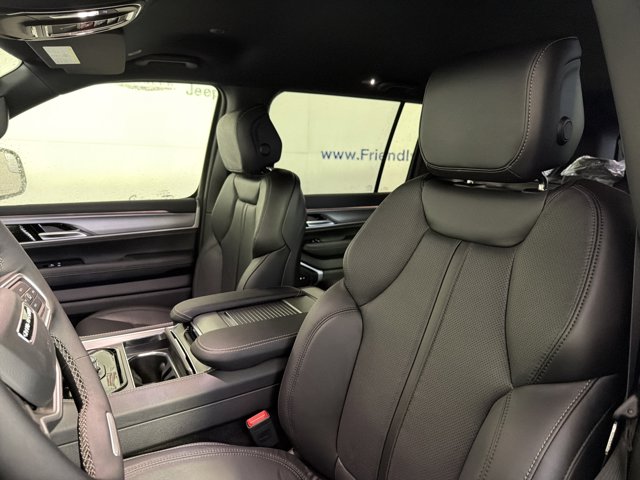2026 Jeep Grand Wagoneer Limited Altitude