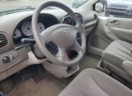 2006 Chrysler Town & Country SWB Base