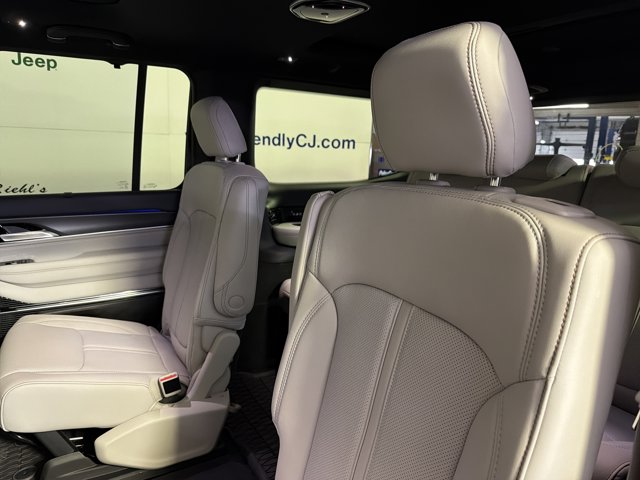 2026 Jeep Grand Wagoneer Summit Obsidian