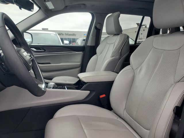 2022 Jeep Grand Cherokee 4xe Overland