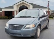 2006 Chrysler Town & Country SWB Base