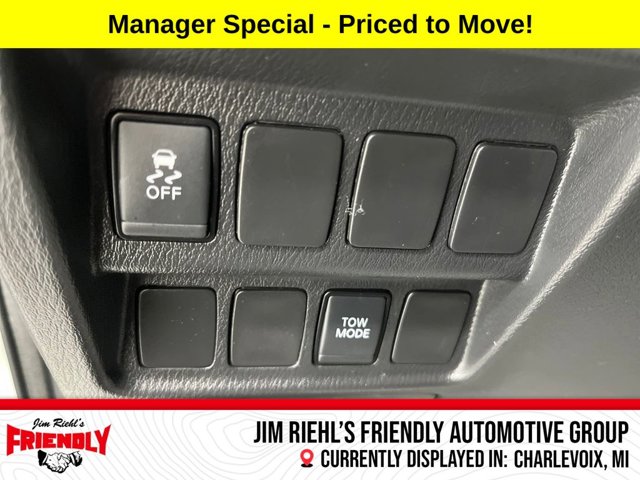 2018 Nissan Pathfinder SV