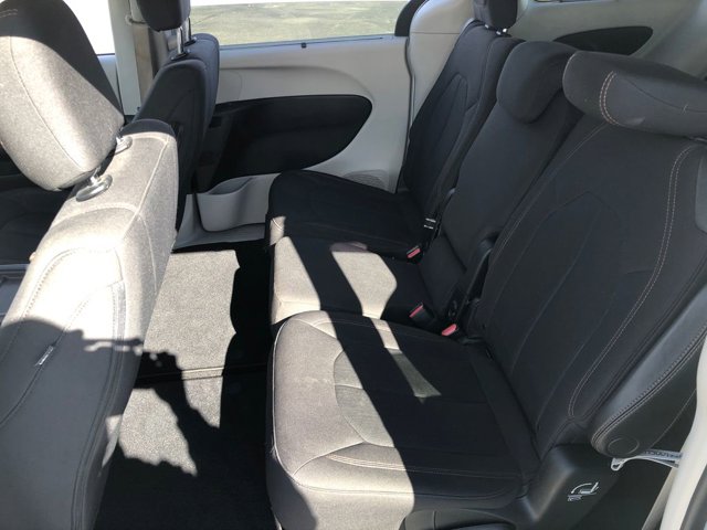 2017 Chrysler Pacifica Touring Plus