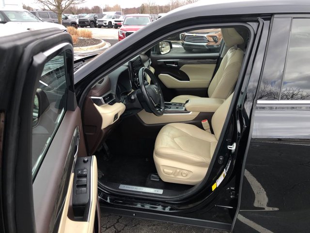 2021 Toyota Highlander Hybrid Limited