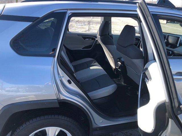 2019 Toyota RAV4 Hybrid XLE