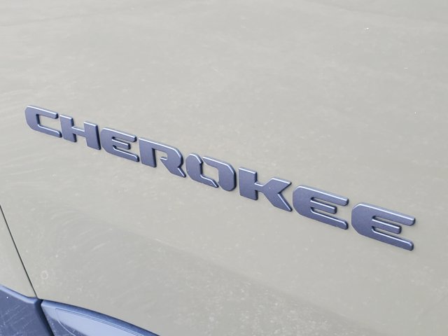 2026 Jeep Cherokee Laredo