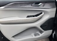 2022 Jeep Grand Cherokee 4xe Overland