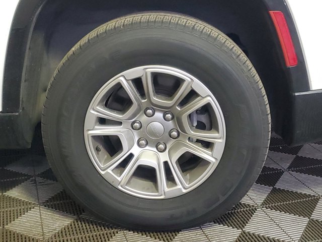 2024 Jeep Wagoneer Base