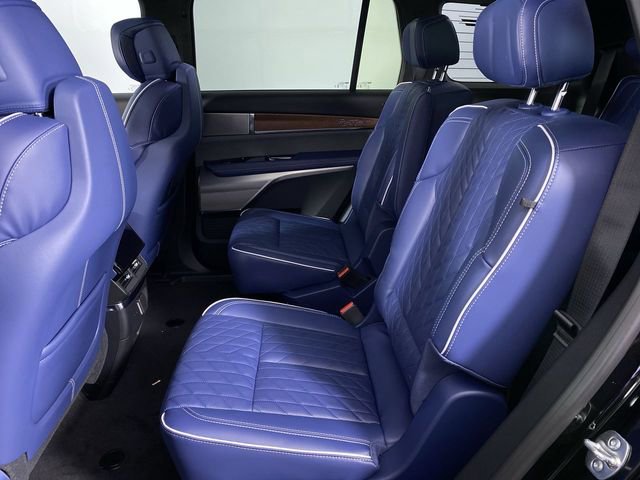 2026 Cadillac VISTIQ Premium Luxury