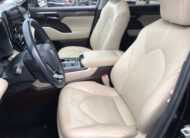 2021 Toyota Highlander Hybrid Limited