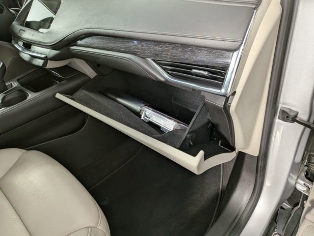 2020 Cadillac XT4 FWD Premium Luxury