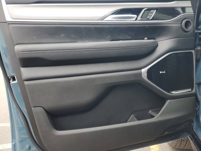 2026 Jeep Grand Wagoneer Limited Reserve