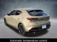 2024 Mazda Mazda3 Hatchback 2.5 Carbon Turbo