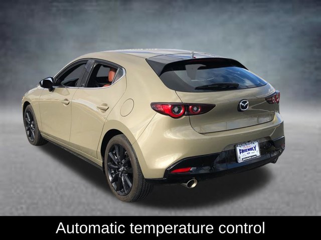 2024 Mazda Mazda3 Hatchback 2.5 Carbon Turbo