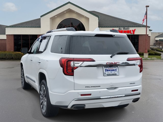 2022 GMC Acadia Denali